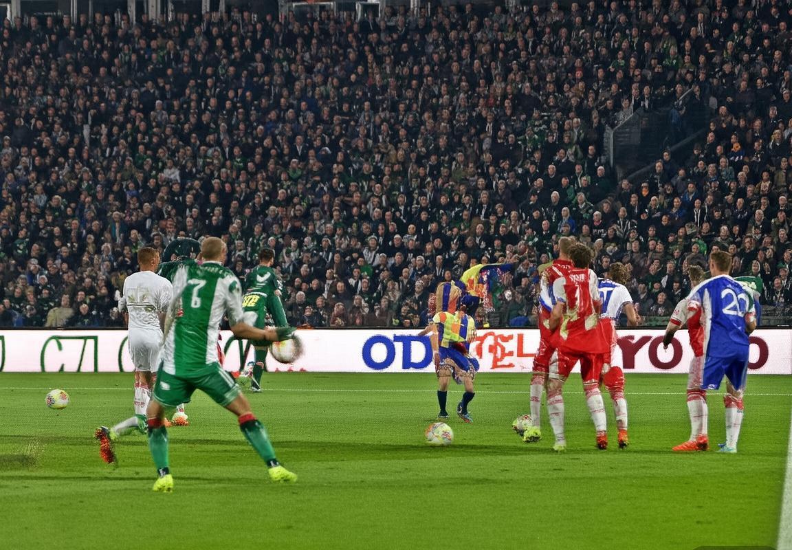 巴塞尔VS巴黎圣日耳曼：巅峰对决前瞻，战