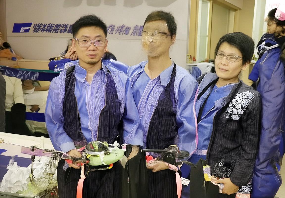 雷霆勇士巅峰对决：库里汤普森内外线齐飞，年轻力量展现活力(图2)